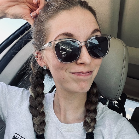 Meet your Posher, Sydney - Picture 1 of 1